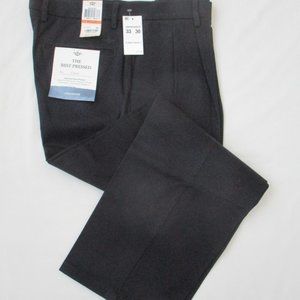 Dockers Signature Khaki-Pleated, 33 x 30, Navy